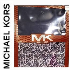 Michael Kors Logo Boxed Loungewear Gift Set